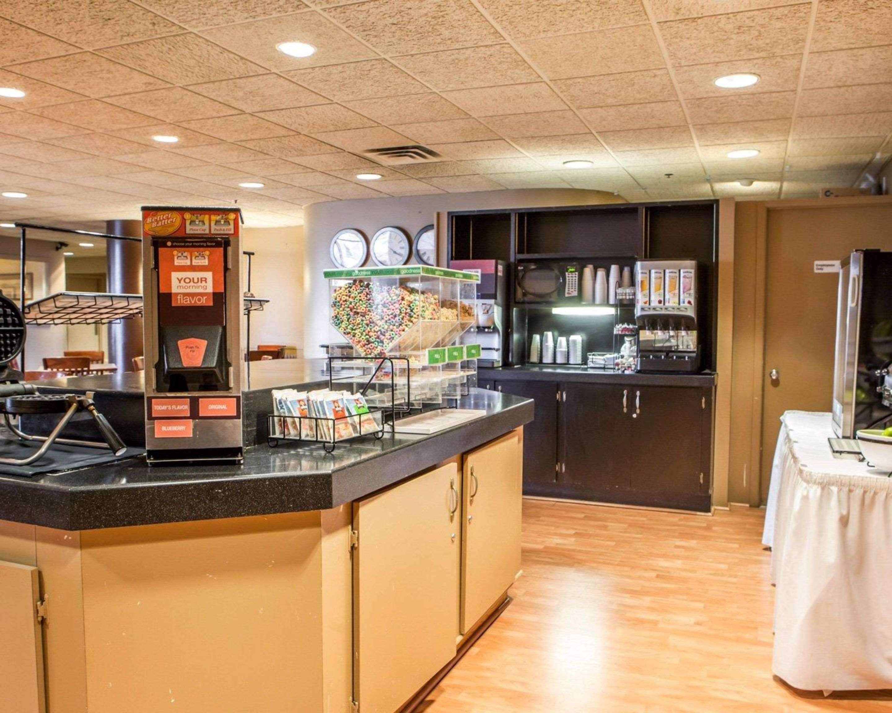 Quality Inn & Suites Orland Park - Chicago מראה חיצוני תמונה