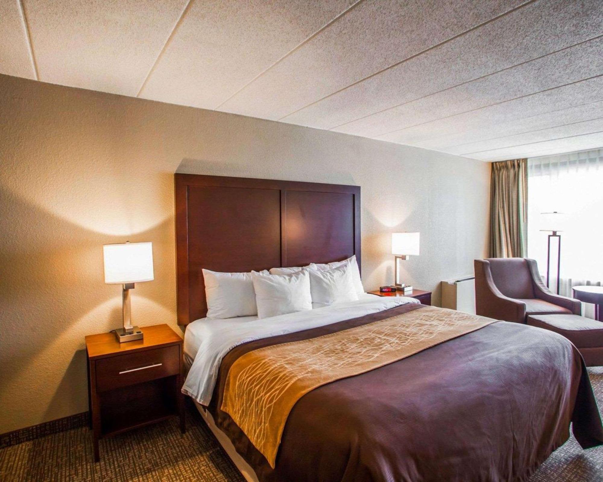 Quality Inn & Suites Orland Park - Chicago מראה חיצוני תמונה